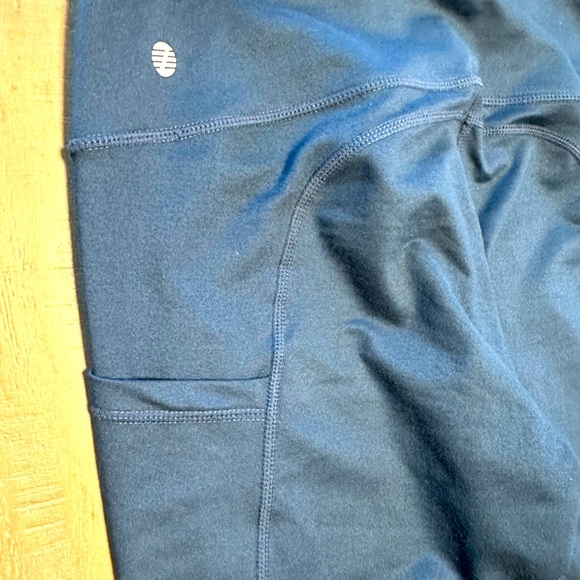 ZELLA YOGA PANT - Picture 4 of 5